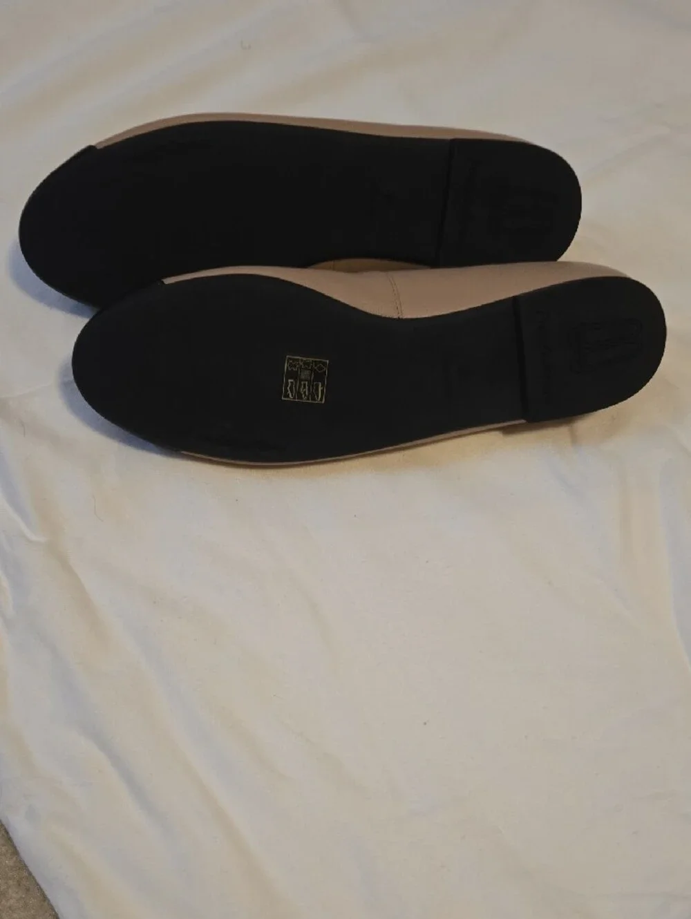 Tory Burch Beige Ballet Flats with Black Cap Toe